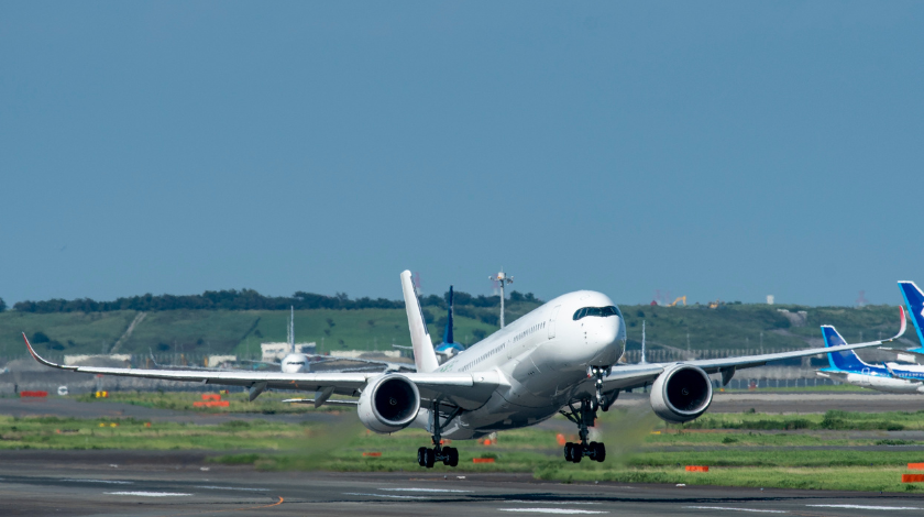 air france a350 chicago flight return